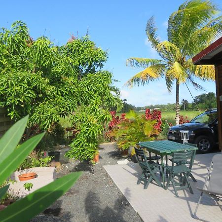 Bungalow des Palétuviers Morne-a-l'Eau Esterno foto