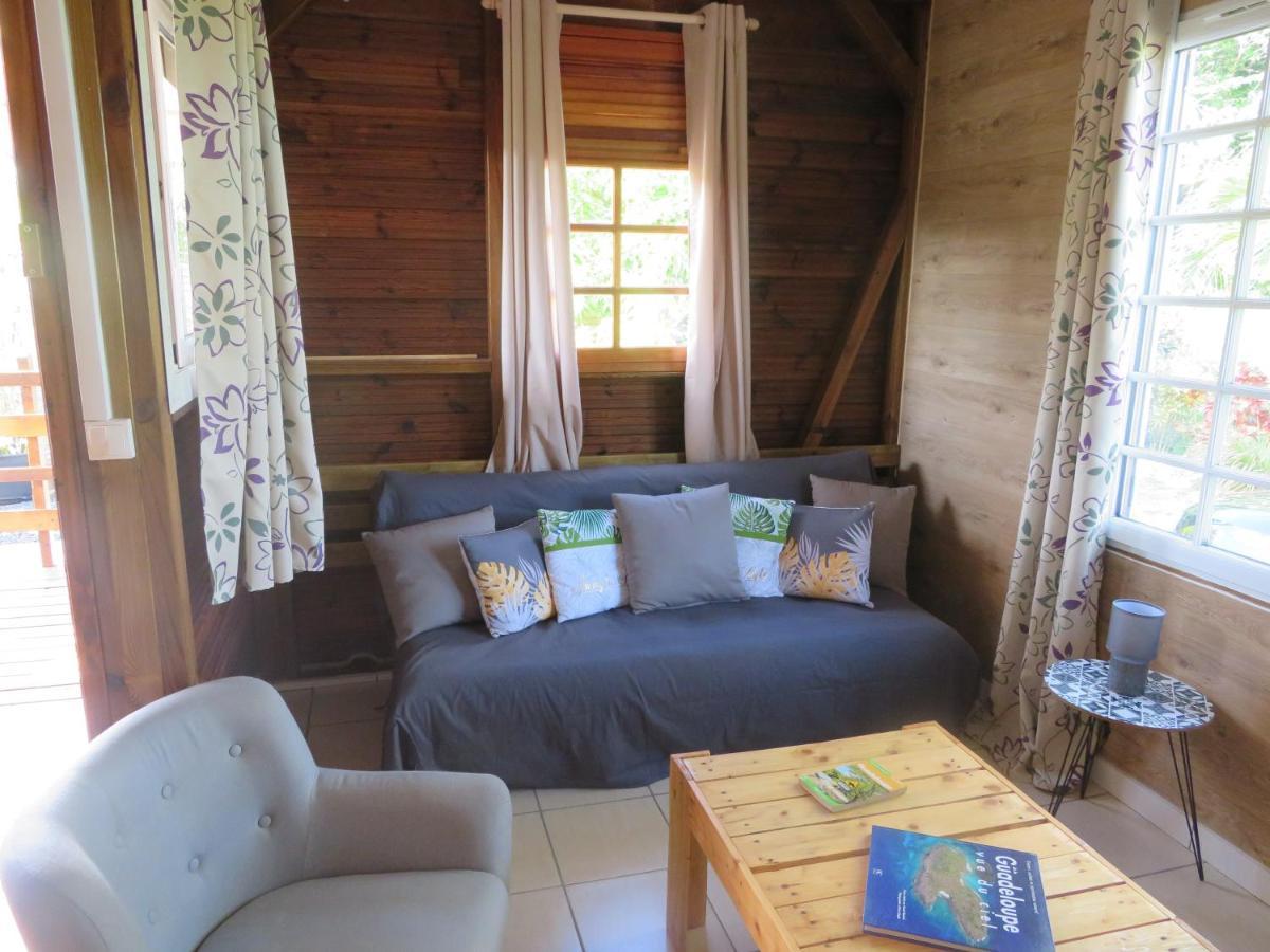 Bungalow des Palétuviers Morne-a-l'Eau Esterno foto
