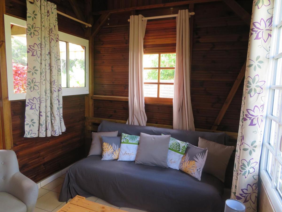 Bungalow des Palétuviers Morne-a-l'Eau Esterno foto